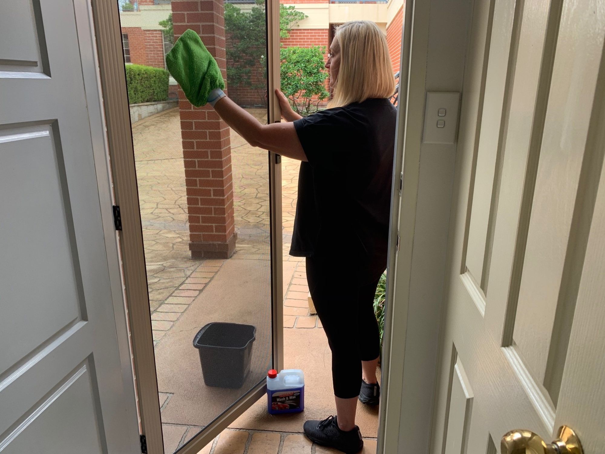 How to Properly Clean and Maintain Screen Doors Without Damaging Them