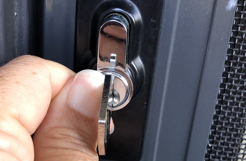 How To Get A Stuck Key Out Of Lock, How To Open A Storage Lock Without Key